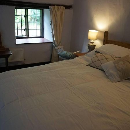 Stunning Historic 2-Bed House In Shaftesbury Villa Екстериор снимка