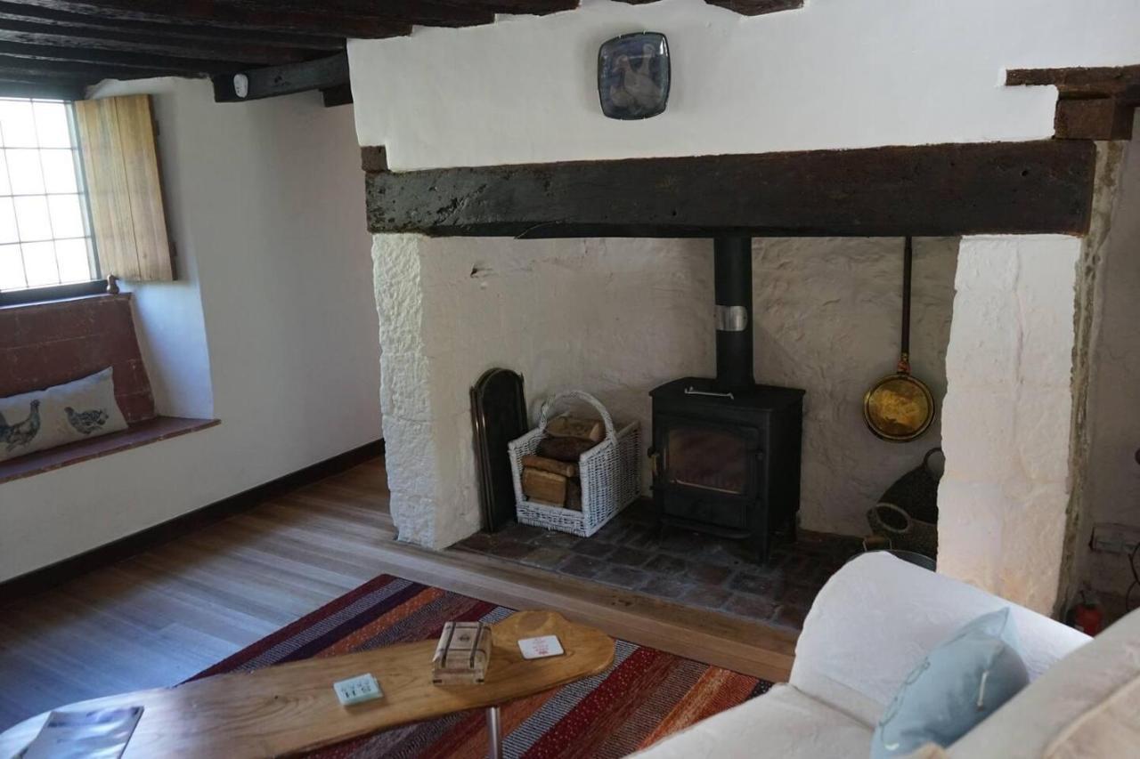 Stunning Historic 2-Bed House In Shaftesbury Villa Екстериор снимка